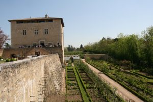 Douze jardins à thèmes, de la vigne aux légumes, en passant par les graminées © J.-F. Coffin