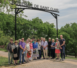 Visite de la roseraie