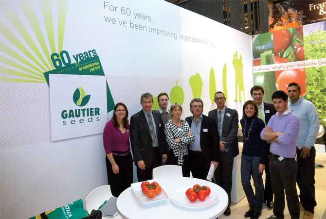 Une partie de l’équipe Gautier au dernier Fruit Logistica de Berlin. L’alliance de cultures et de générations différentes qui partagent les mêmes valeurs - © G.Semences